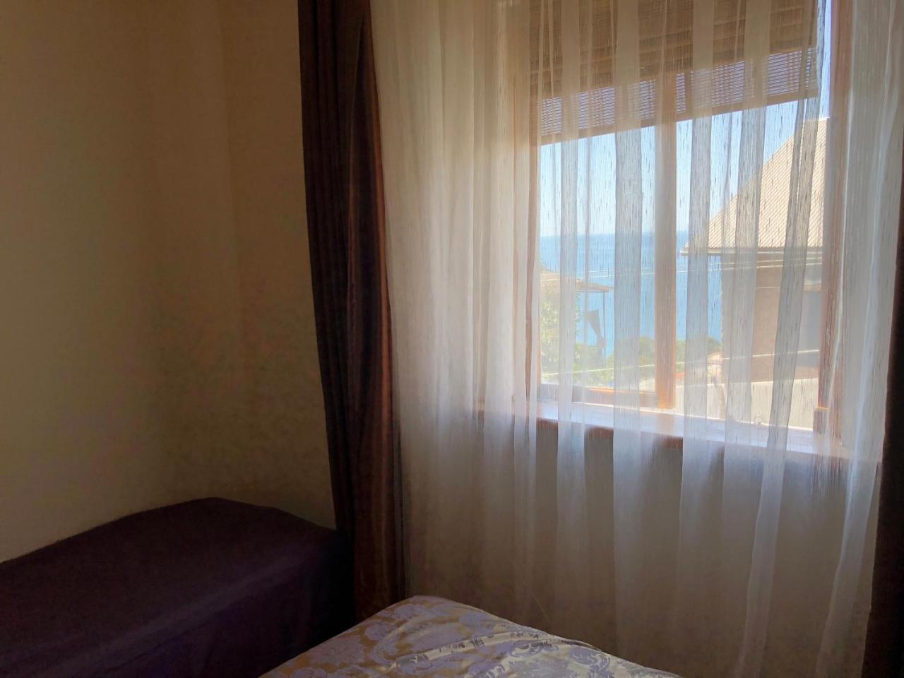 Guesthouse On Sovhoznaya 18 Gagra Buitenkant foto